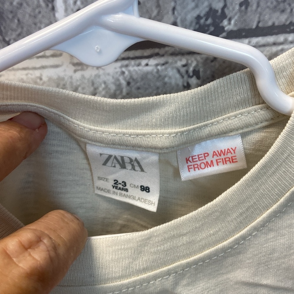 Zara T-shirts - Picture 4 of 12